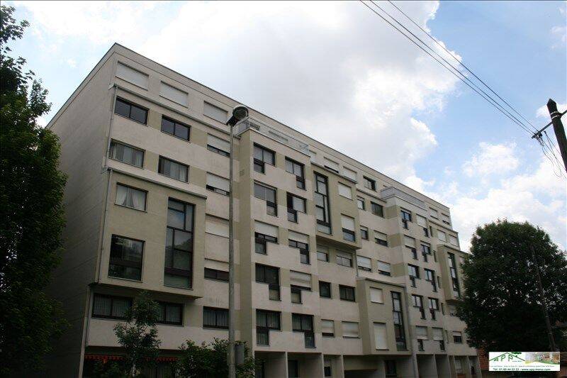 Appartement 3 pièces 82 m² · à Juvisy-sur-Orge · 81,8 m² · 1 210 €