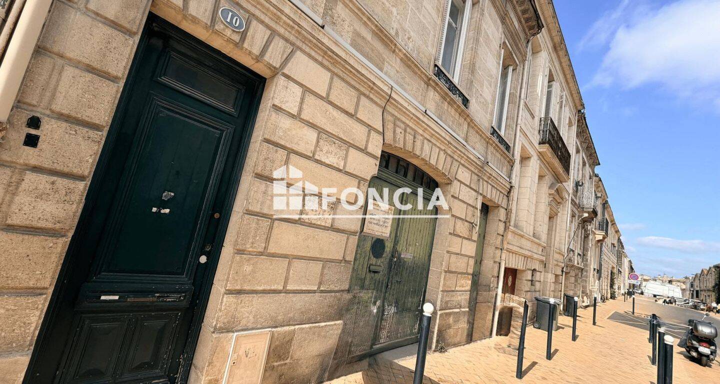 Appartement 4 pièces 78 m² · à Bordeaux · 77,7 m² · 1 066 €/mois