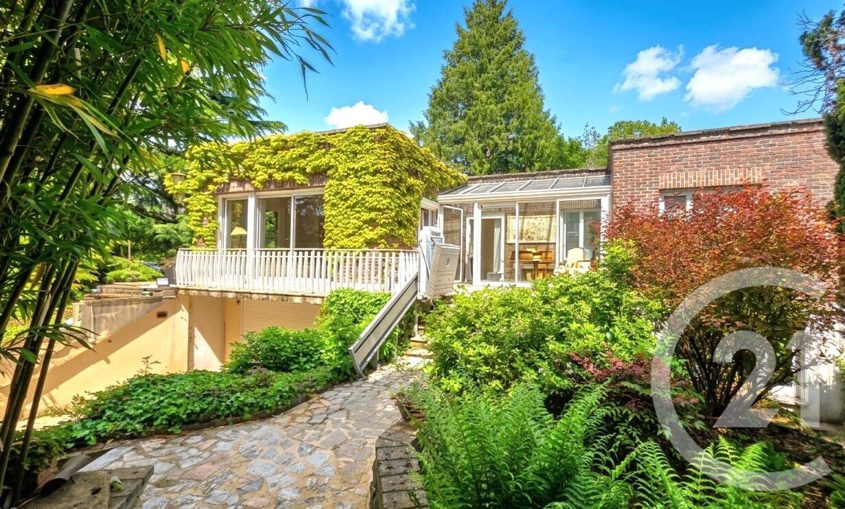 Maison 5 pièces 138 m² · à Vallangoujard · 137,8 m² · 365 000 €