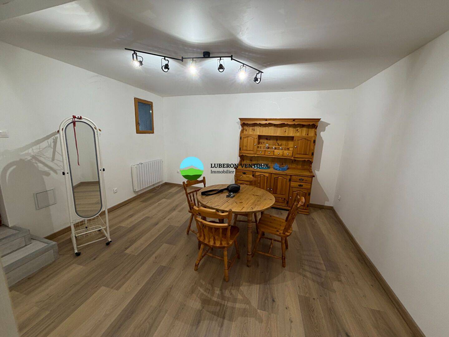 Maison 5 pièces 98 m² · à Aubignan · 98,1 m² · 770 €
