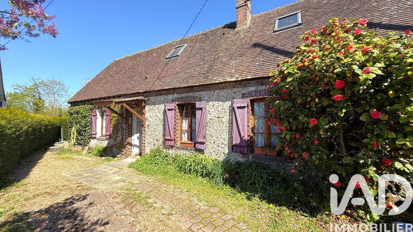 Maison 3 pièces 70 m² · à Chassant · 70 m² · 69 000 €