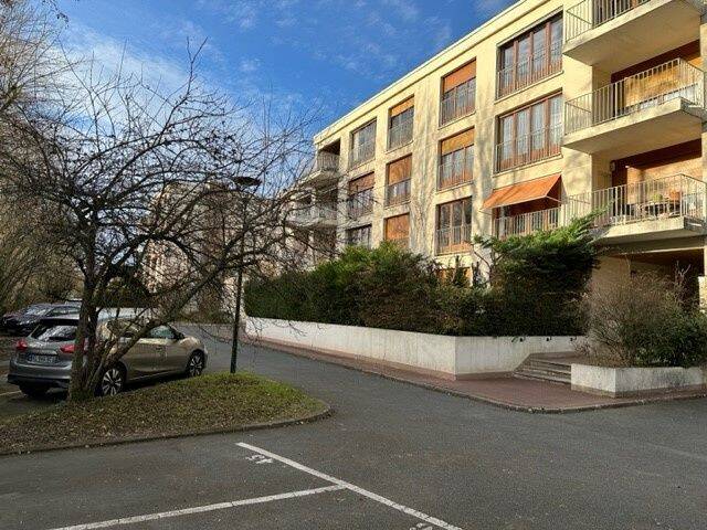 Appartement 5 pièces 113 m² · à Bures-sur-Yvette · 112,7 m² · 377 000 €