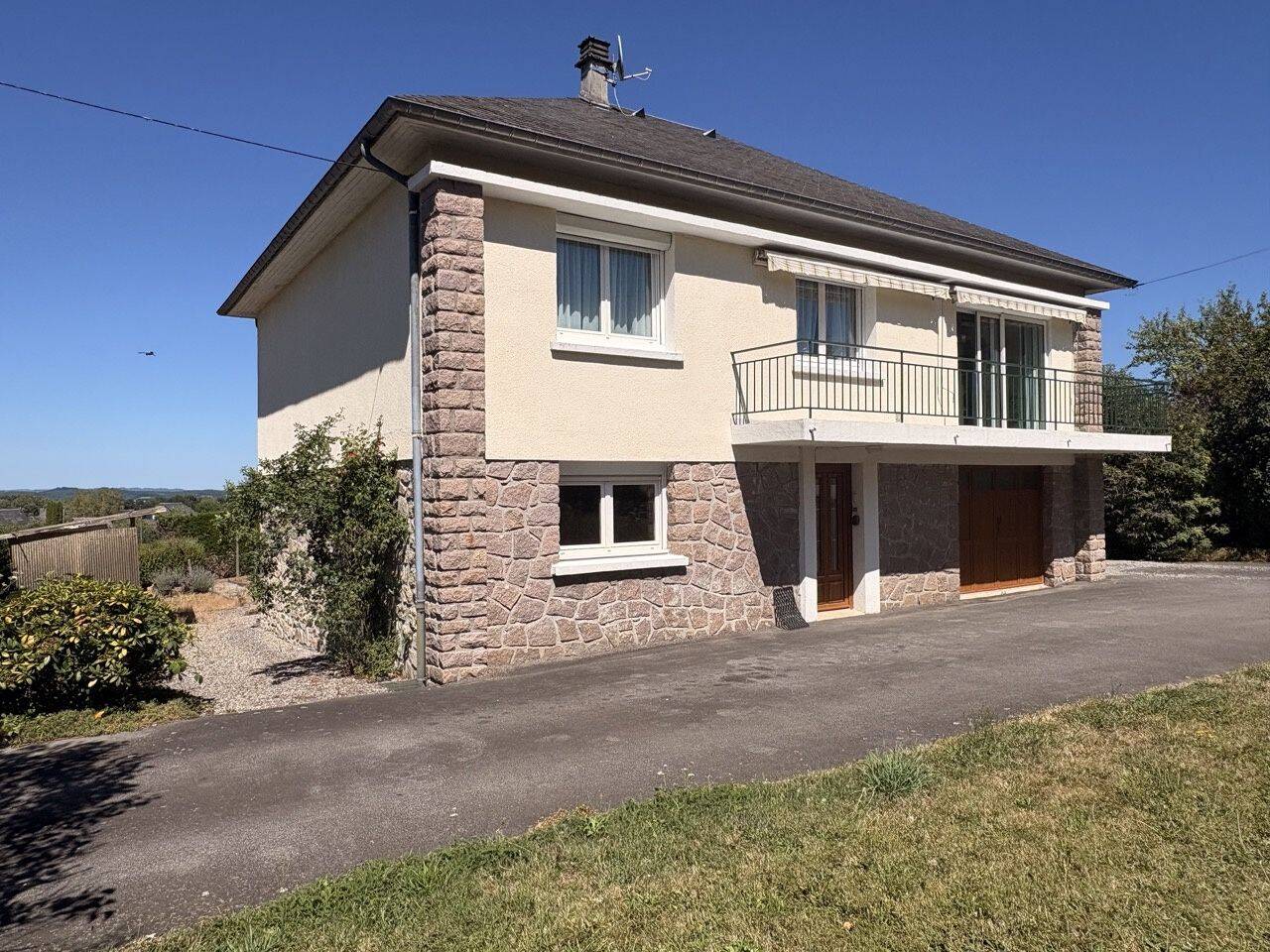 Maison 4 pièces 100 m² · à Égletons · 100 m² · 142 000 €