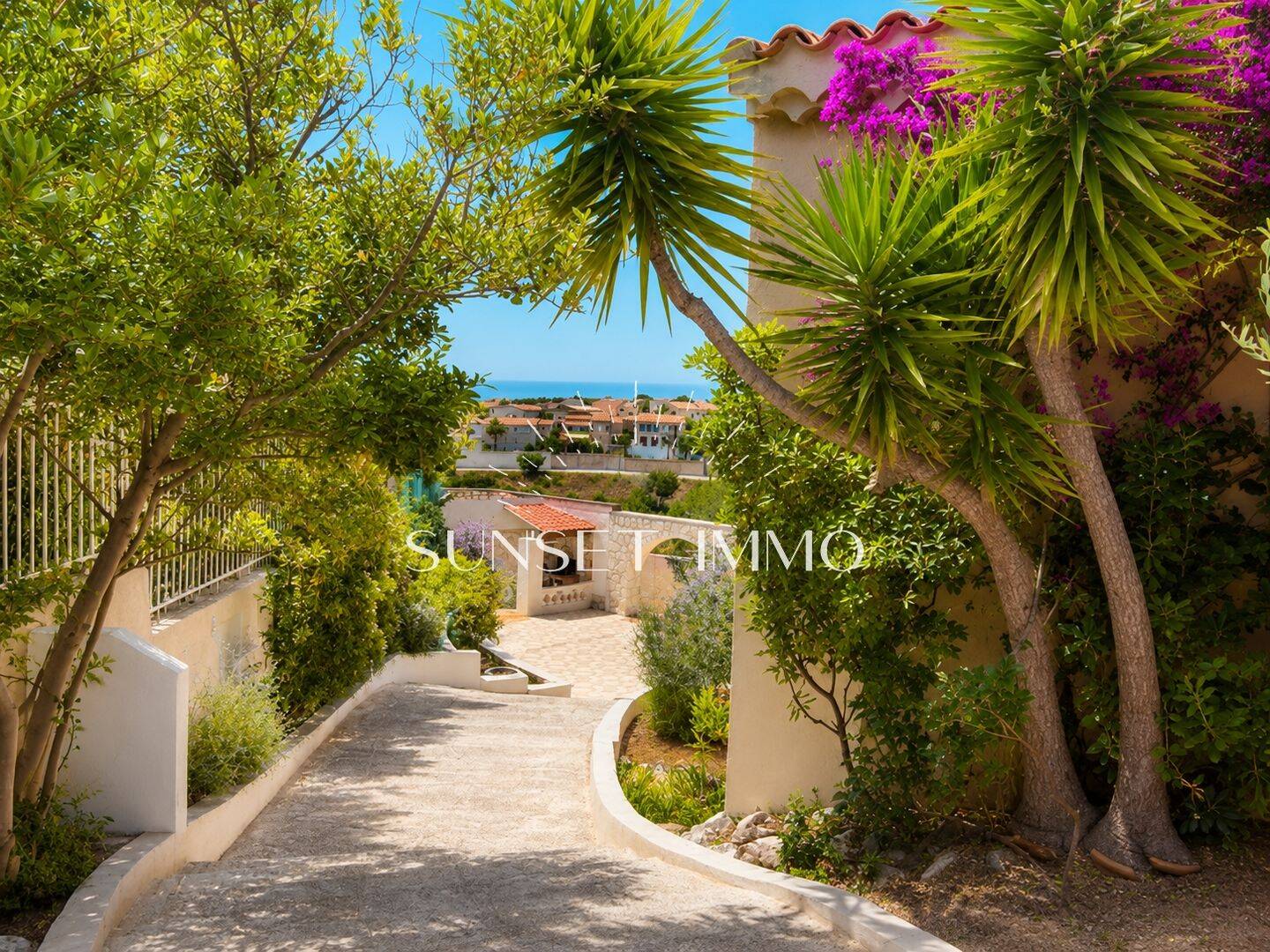Maison 7 pièces 196 m² · à Sausset-les-Pins · 196 m² · 1 195 000 €