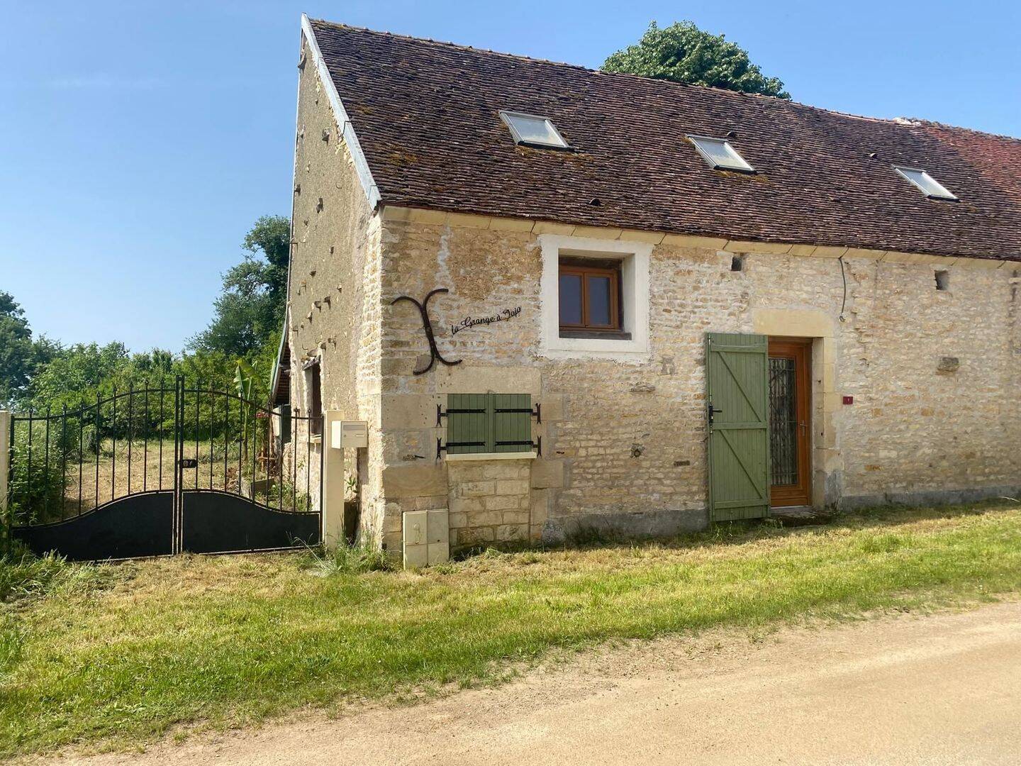 Maison 5 pièces 97 m² · à Ciez · 97 m² · 60 000 €