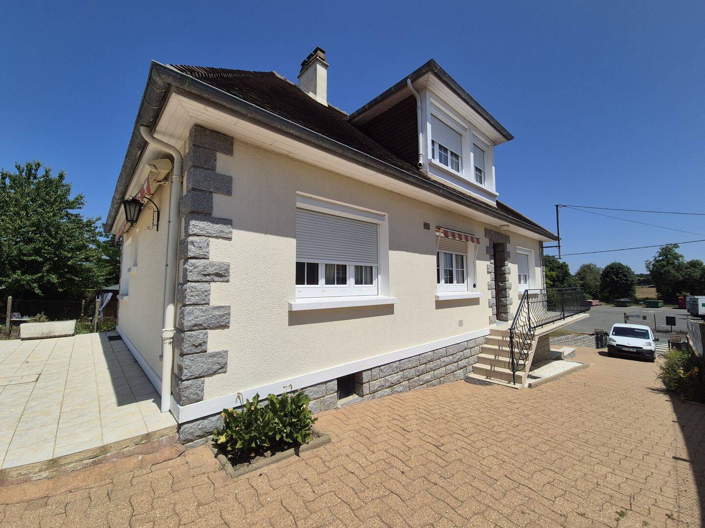 Maison 8 pièces 107 m² · à Noyen-sur-Sarthe · 107 m² · 175 560 €