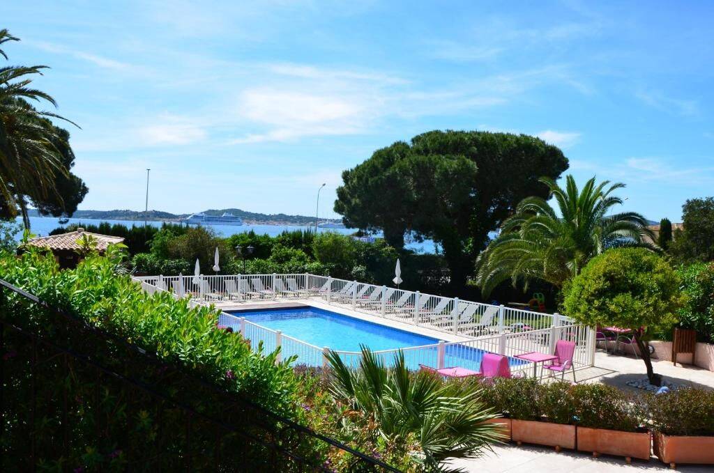 Maison 10 pièces 650 m² · à Grimaud · 650 m² · 3 800 000 €