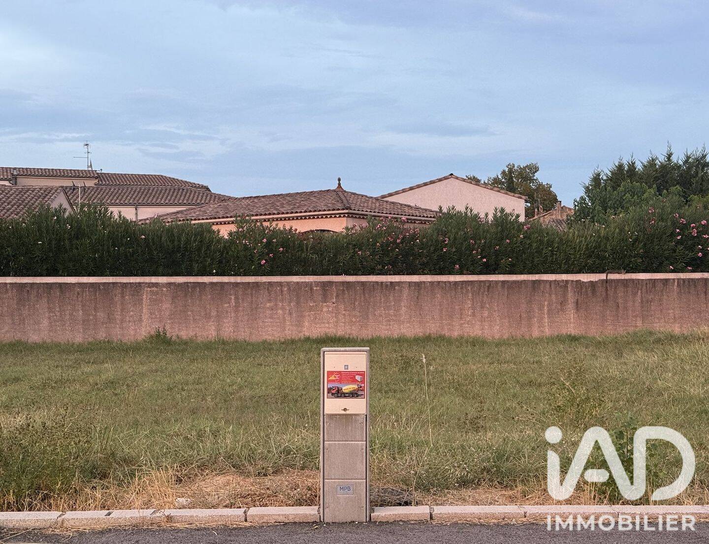 Terrain de 350 m² à Saint-Chaptes - photo 2