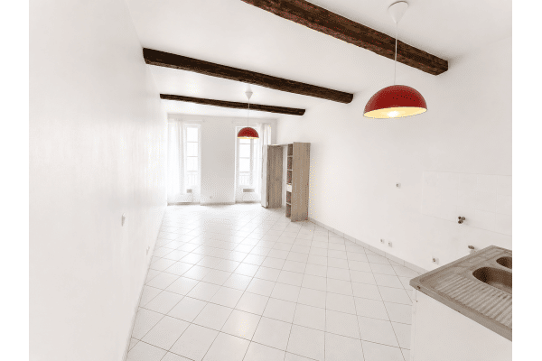 Appartement 1 pièce 32 m² · à Toulon · 31,6 m² · 85 000 €