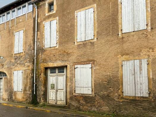 Immeuble à vendre 60 000 € 171 m² Plaisance 32160
