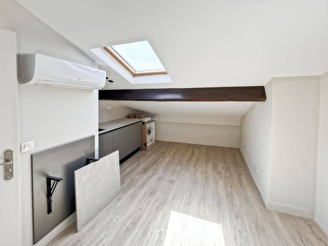 Appartement 1 pièce 16 m² · à Nice · 15,7 m² · 115 000 €
