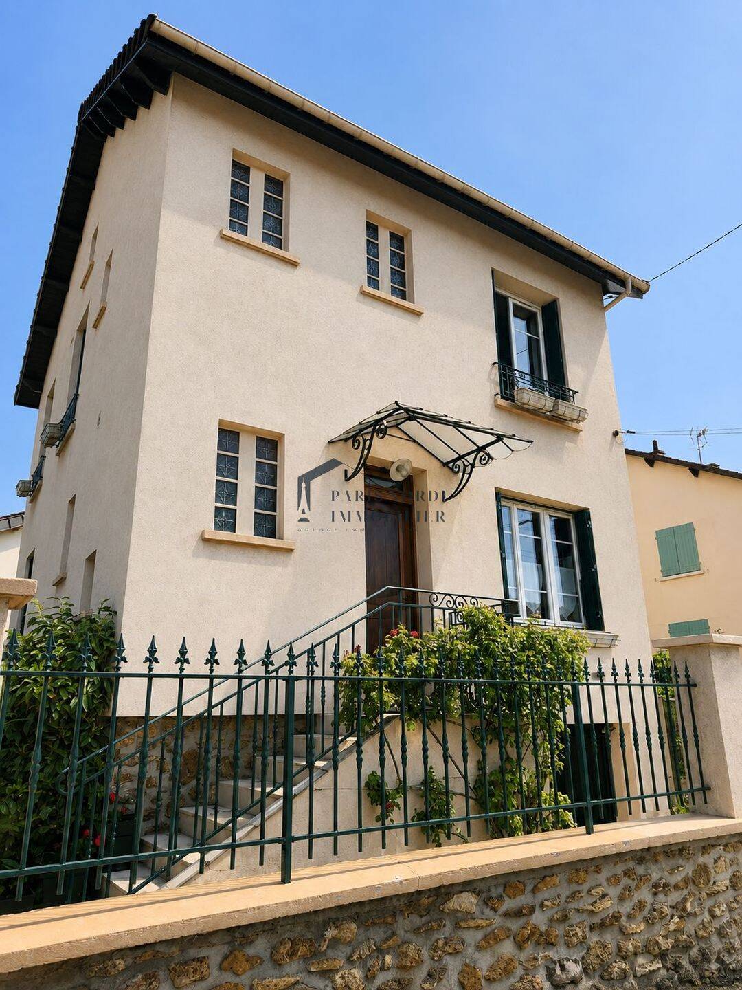 Maison 5 pièces 129 m² · à Aulnay-sous-Bois · 129 m² · 379 000 €