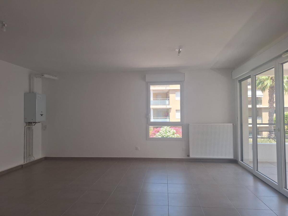 Appartement 2 pièces 54 m² · à Saint-Raphaël · 54 m² · 826 €