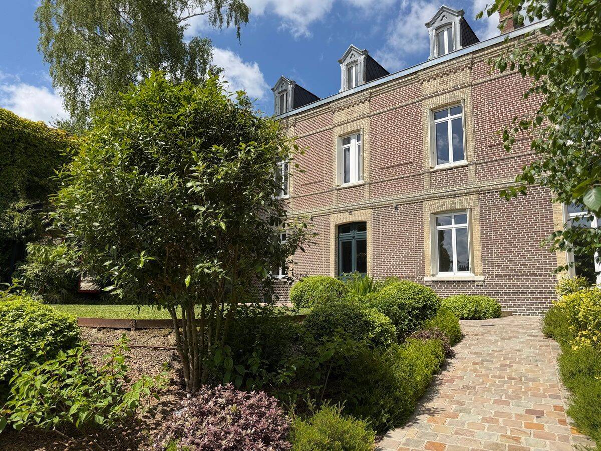 Maison 10 pièces 258 m² · à Rouen · 258 m² · 995 000 €