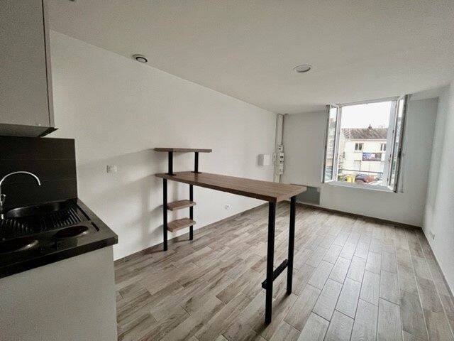 Appartement 1 pièce 20 m² · à La Riche · 19,8 m² · 406 €