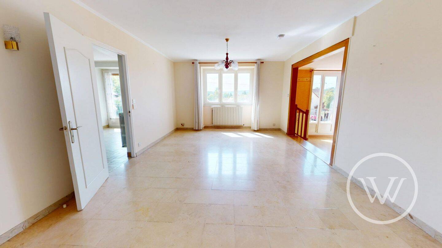 Appartement 6 pièces 171 m² · à Rurey · 171 m² · 147 500 €