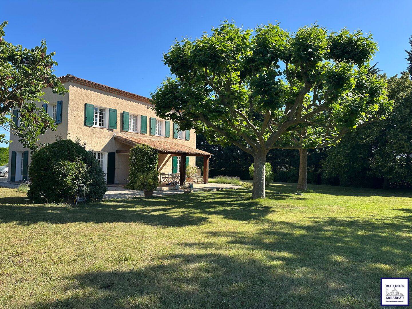 Maison 7 pièces 164 m² · à Aix-en-Provence · 164 m² · 883 000 €