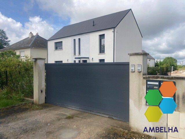 Maison 5 pièces 146 m² · à Saint-Denis-en-Val · 146 m² · 1 530 €/mois