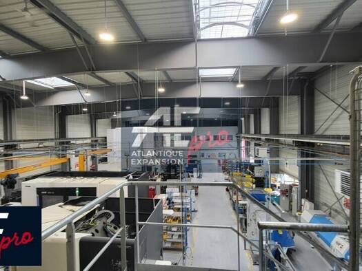 Local d'activités à louer 10 000 € 1 116 m² d'espace de stockage Brais Saint-Nazaire 44600