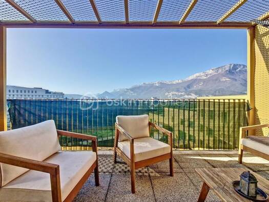 Duplex à vendre 184 000 € 3 pièces 2 chambres 79,4 m² 9ème étage Échirolles 38130