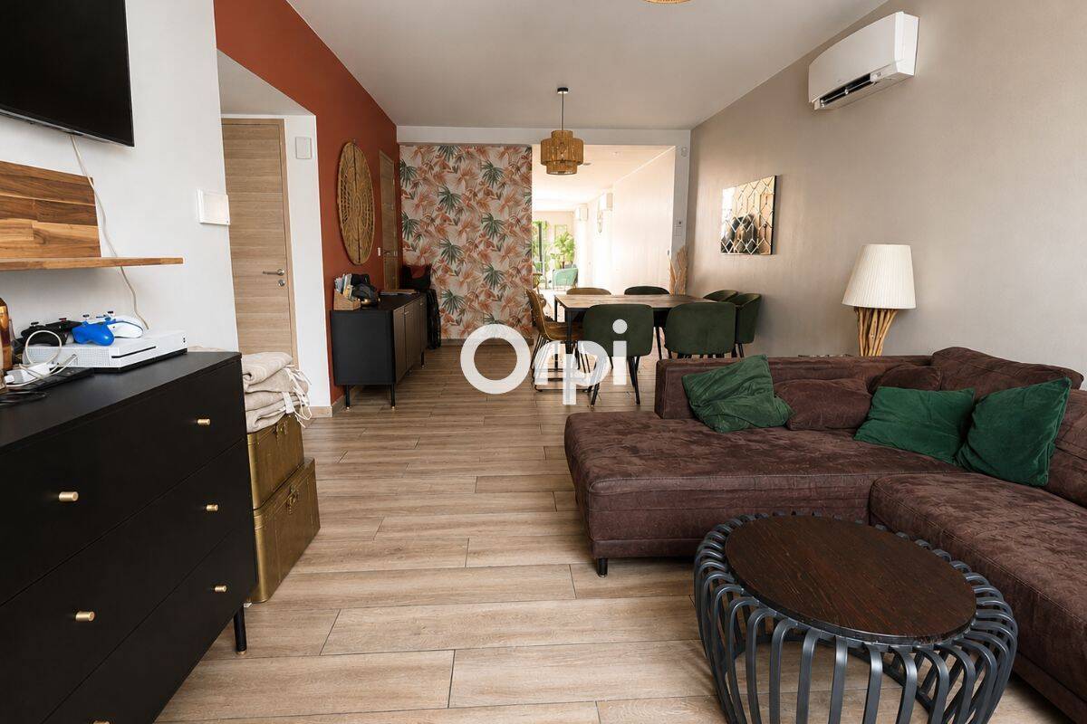 Maison 5 pièces 130 m² · à Wattrelos · 130 m² · 235 000 €