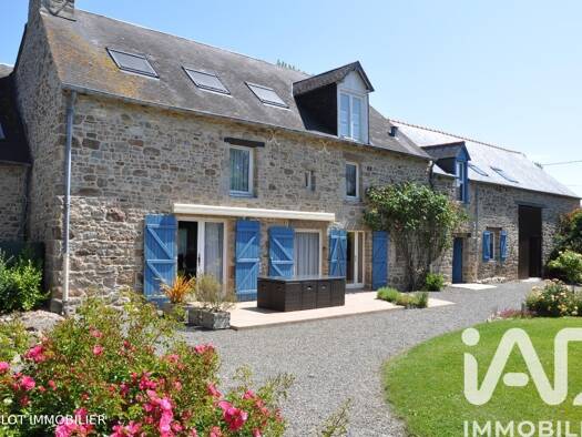Demeure à vendre 899 000 € 18 pièces 13 chambres 554 m² 21 305 m² de terrain Mont-Dol 35120