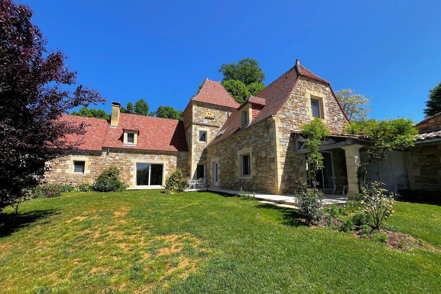 Maison 4 pièces 205 m² · à Gourdon · 205 m² · 832 000 €