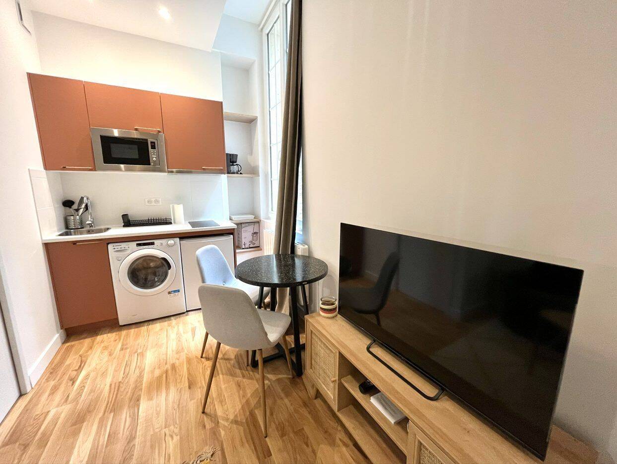 Appartement 1 pièce 15 m² · à Bordeaux · 15 m² · 666 €/mois