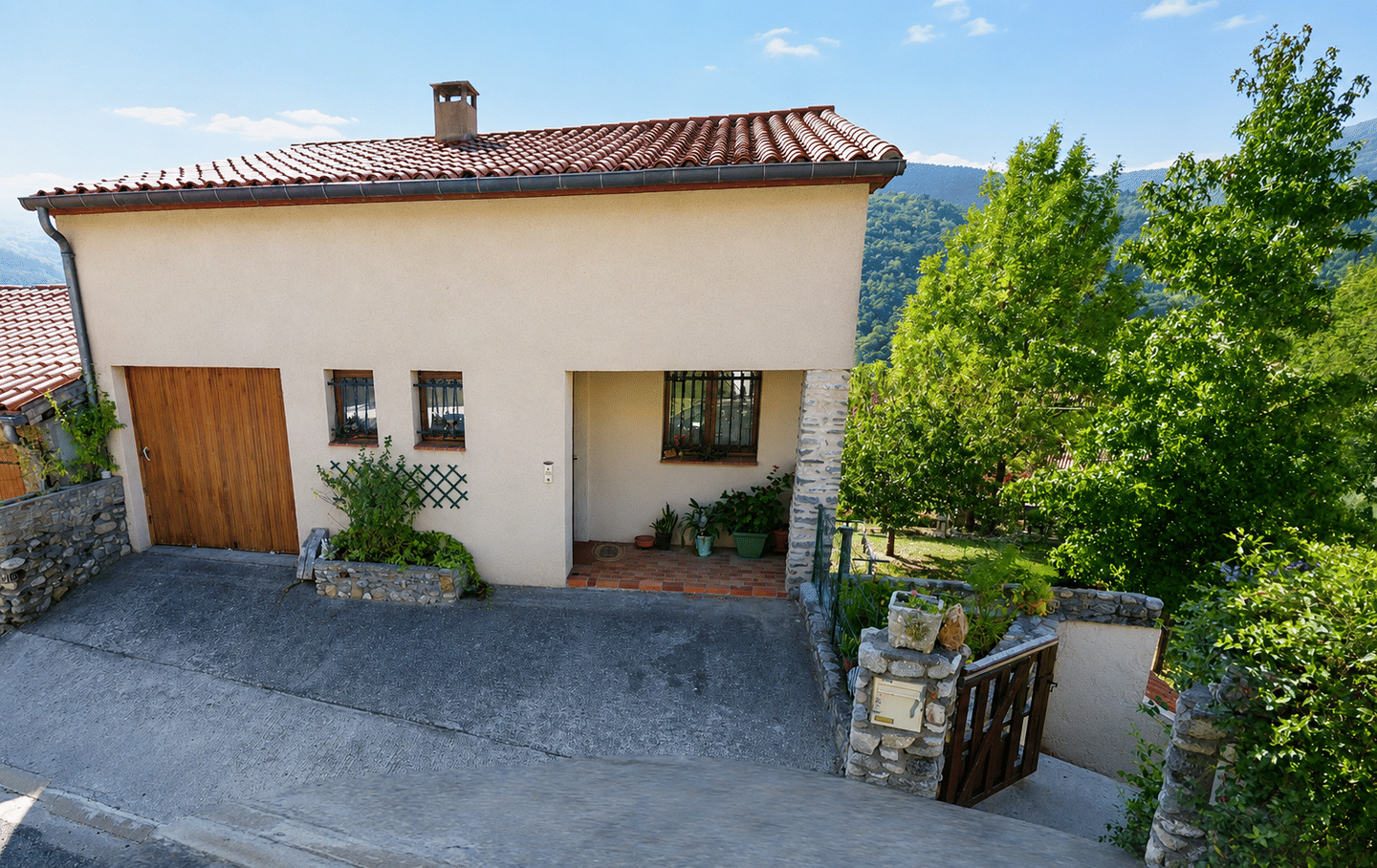 Maison 4 pièces 80 m² · à Prats-de-Mollo-la-Preste · 80 m² · 700 €