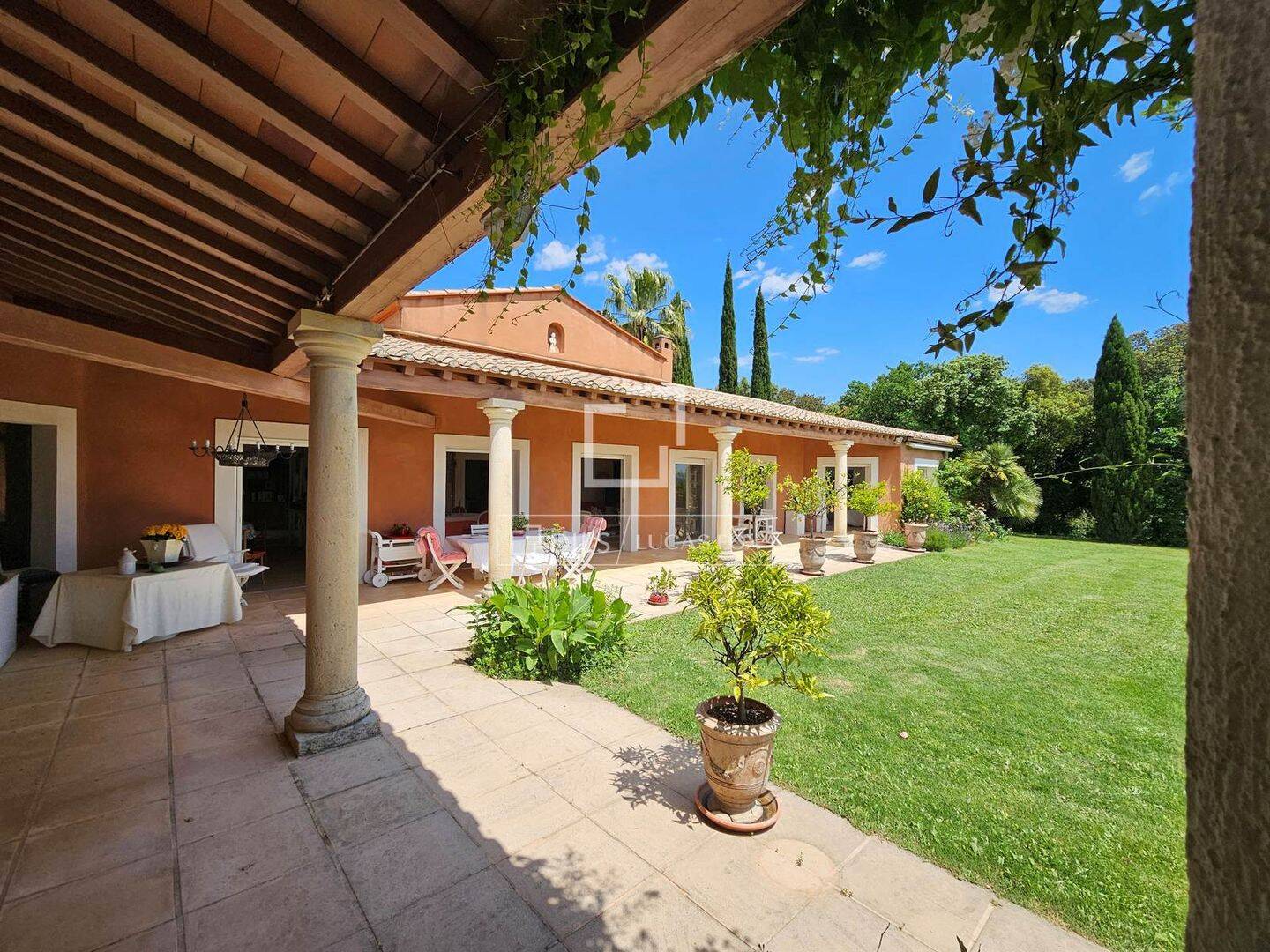 Maison 7 pièces 423 m² · à Montpellier · 423 m² · 2 490 000 €