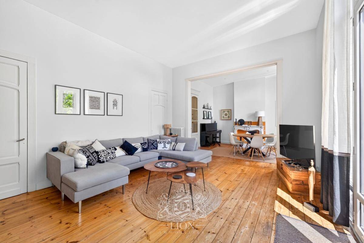 Appartement 4 pièces 163 m² · à La Madeleine · 163 m² · 645 000 €