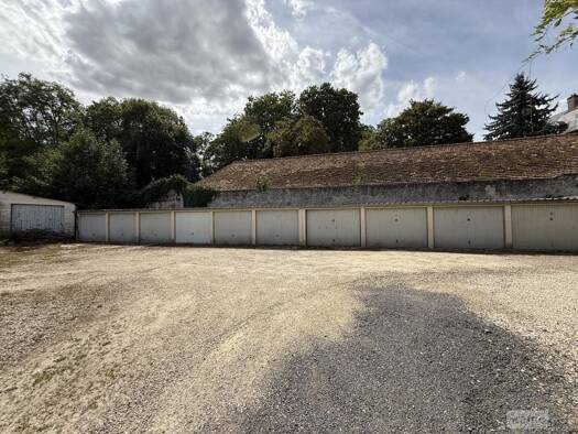 Parking à vendre 93 000 € 171 m² Braine 02220
