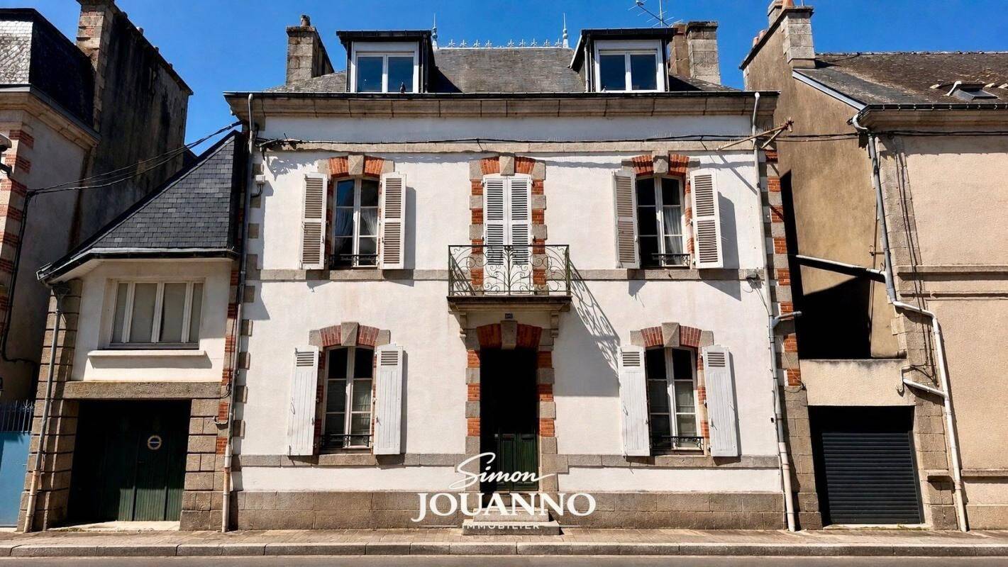 Maison 9 pièces 200 m² · à Pontivy · 200 m² · 330 000 €