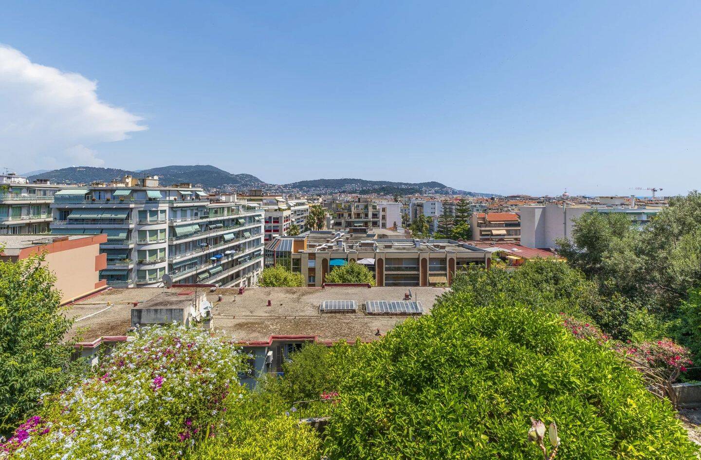 Appartement 2 pièces 33 m² · à Nice · 32,5 m² · 1 150 €