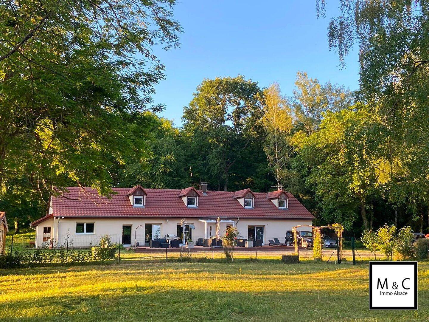 Maison 6 pièces 330 m² · à Wissembourg · 330 m² · 979 000 €