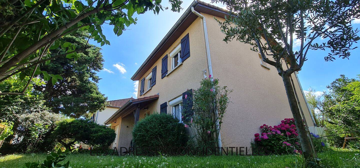 Maison 5 pièces 112 m² · à Chassieu · 112 m² · 480 000 €