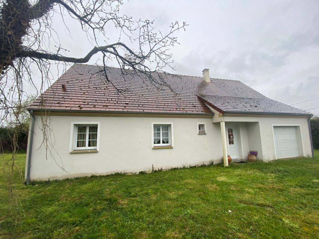 Maison 4 pièces 99 m² · à Doue · 99,4 m² · 1 100 €