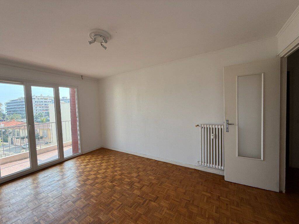 Appartement 3 pièces 60 m² · à Nice · 60 m² · 210 000 €