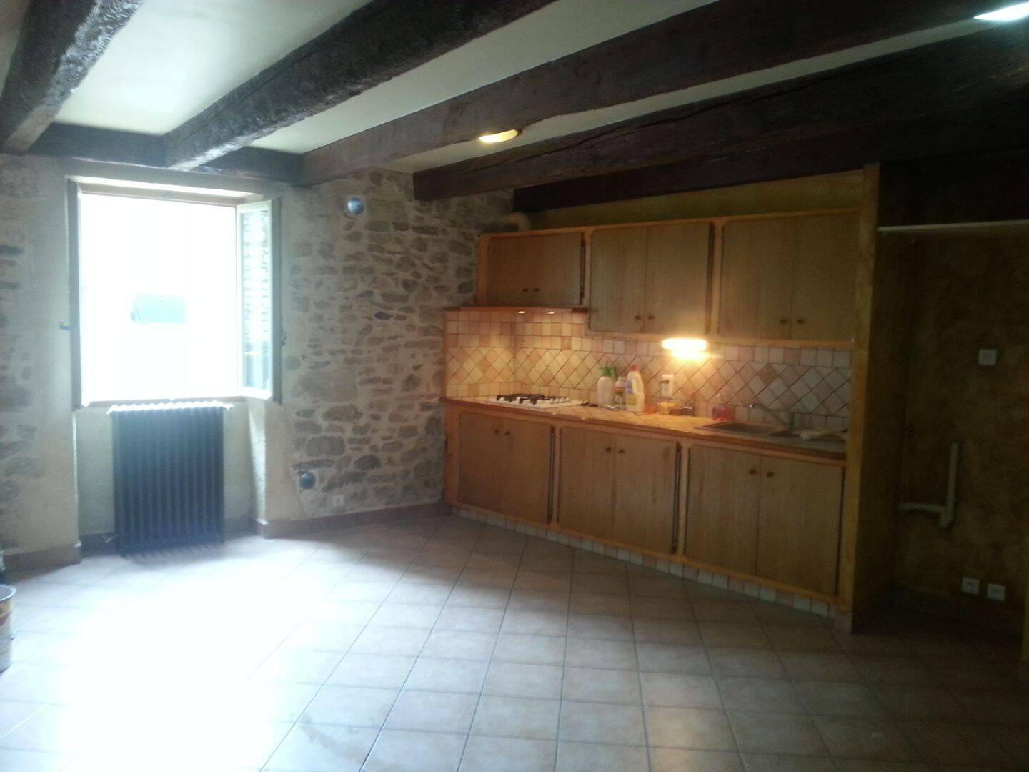 Appartement 1 pièce 42 m² · à Nîmes · 42 m² · 520 €/mois