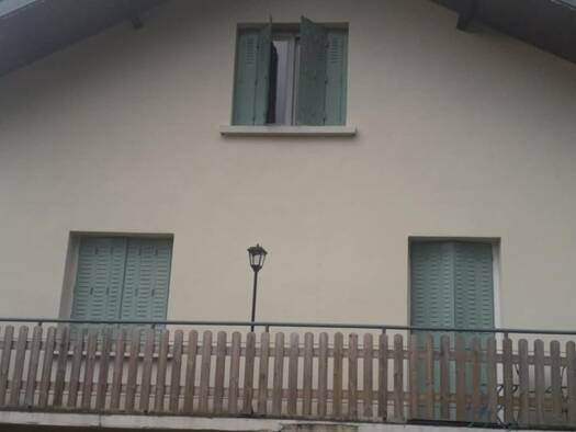 Maison à vendre 245 000 € 7 pièces 4 chambres 200 m² 2 000 m² de terrain Chassal-Molinges 39360