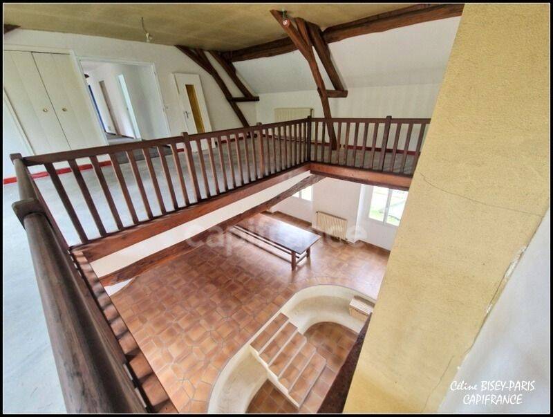 Maison 8 pièces 245 m² · à Malay-le-Grand · 245 m² · 284 000 €