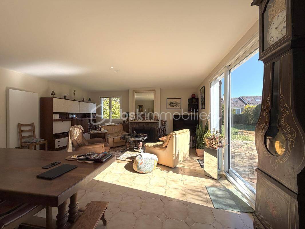 Maison 7 pièces 125 m² · à Mareil-sur-Mauldre · 125 m² · 449 000 €