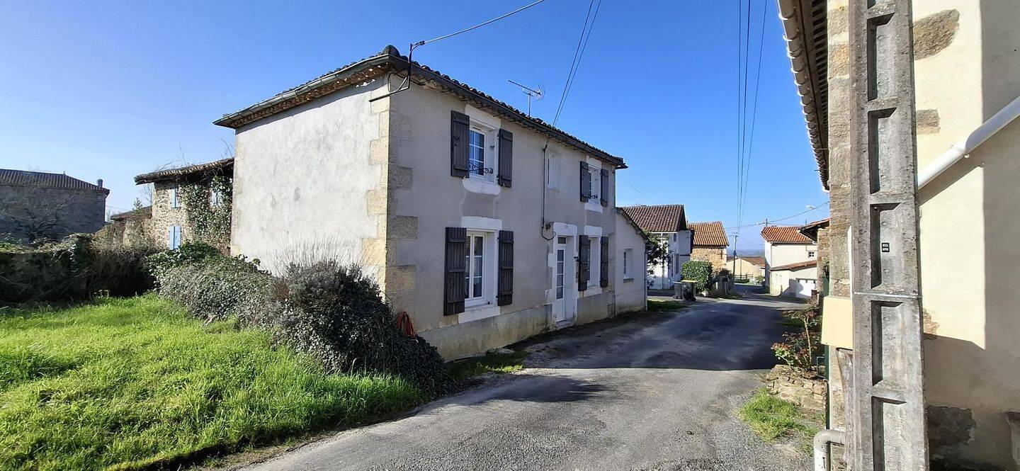 Maison 3 pièces 80 m² · à Écuras · 80 m² · 123 625 €