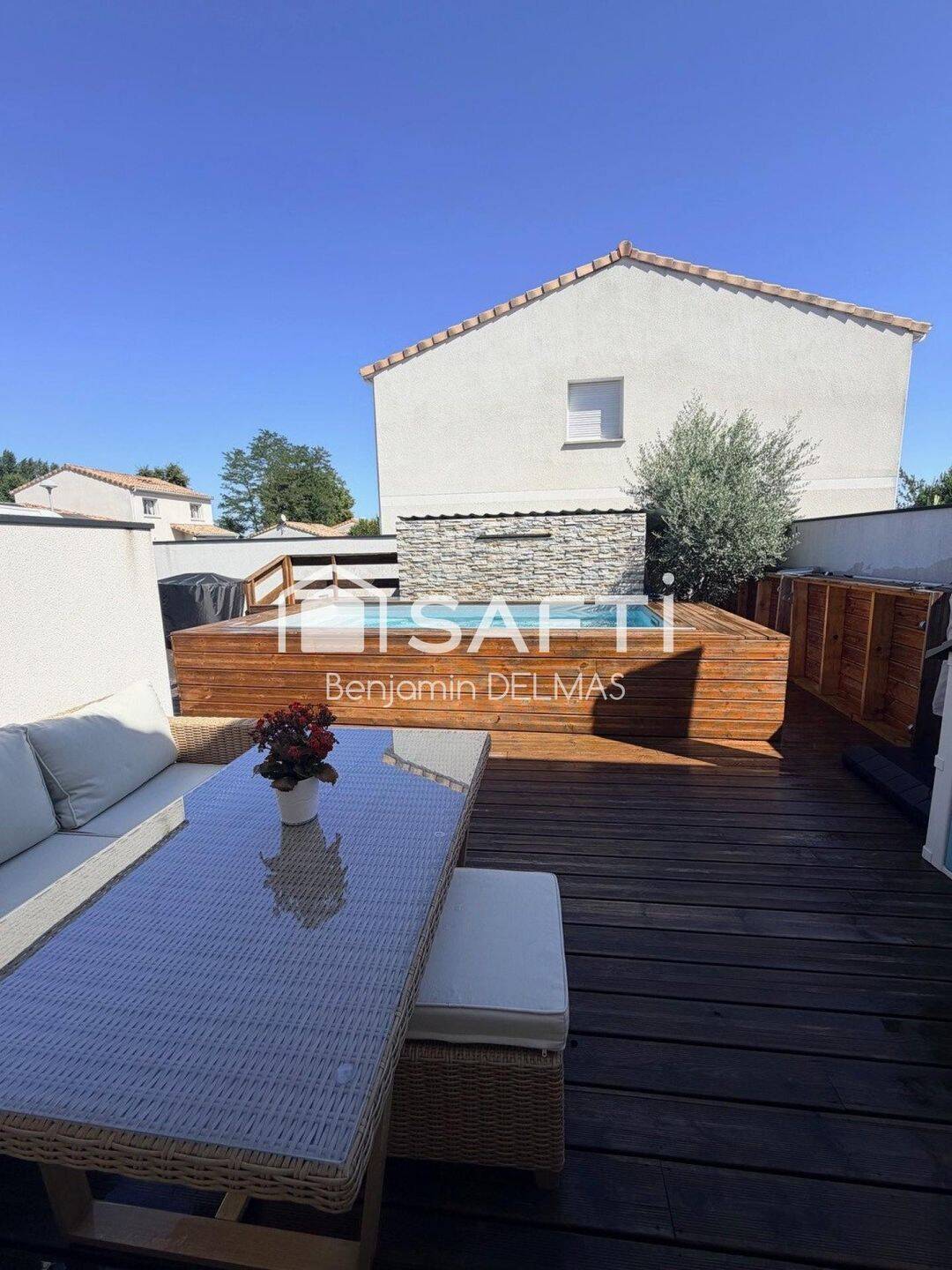 Maison 4 pièces 94 m² · à Castelnau-de-Médoc · 94 m² · 265 000 €