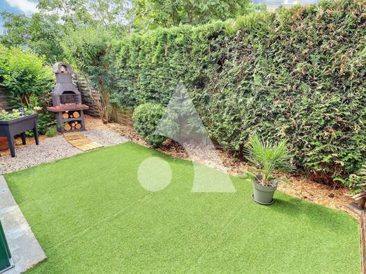Maison à vendre 269 500 € 4 pièces 3 chambres 79,2 m² 45 m² de terrain Les Larris-Maradas Pontoise 95000
