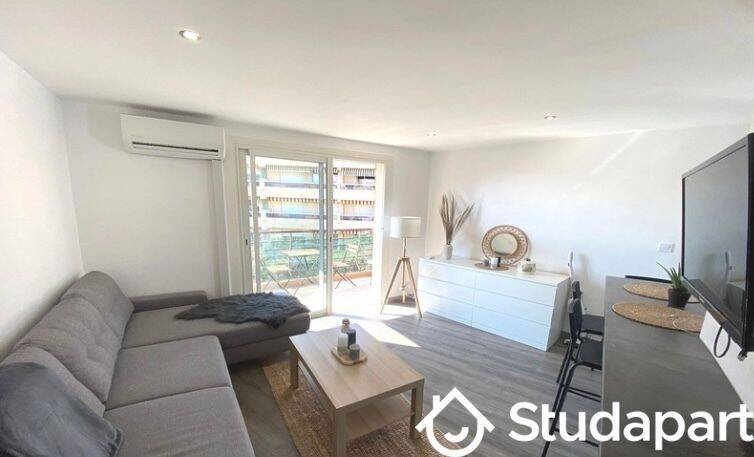 Appartement 1 pièce 25 m² · à Antibes · 25 m² · 900 €/mois