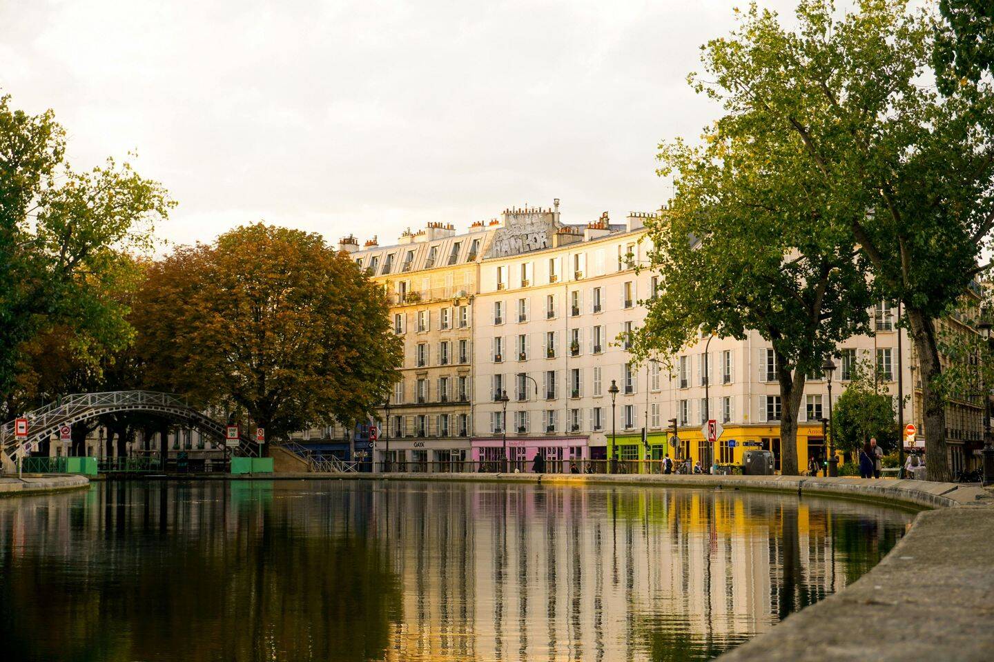 Appartement 1 pièce 36 m² · à Paris 10ème Arrondissement · 35,7 m² · 355 000 €