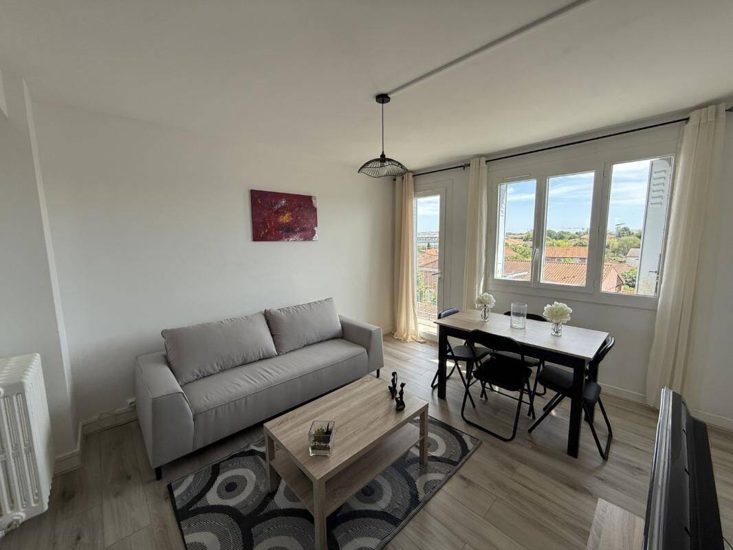 Appartement 4 pièces 71 m² · à Toulouse · 71 m² · 990 €