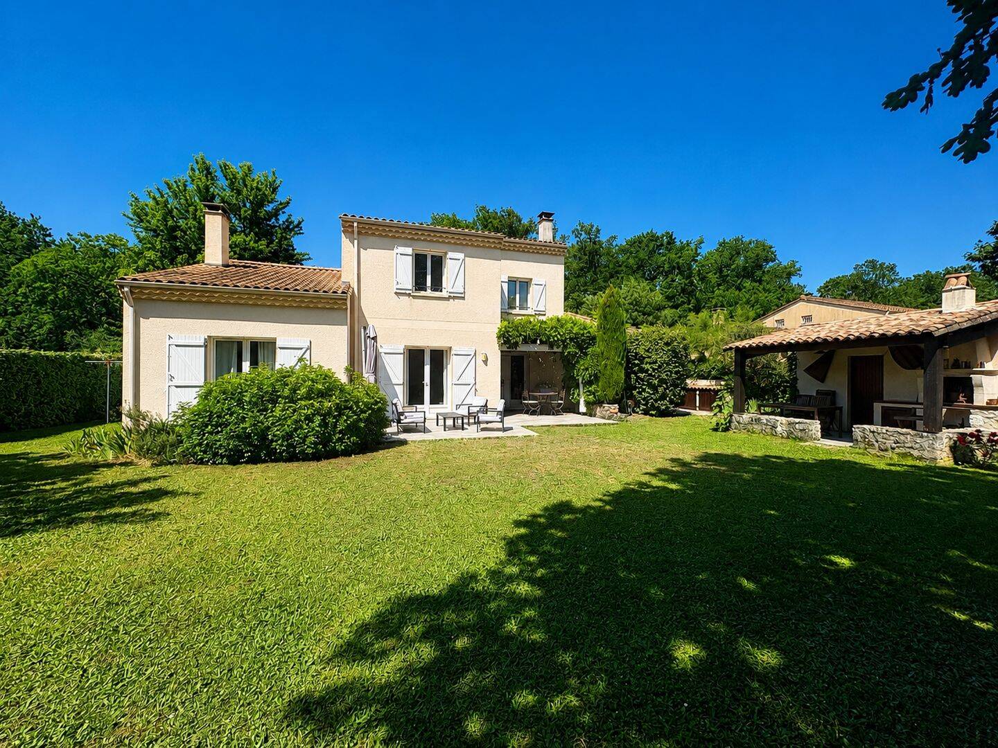 Maison 5 pièces 149 m² · à Léognan · 149 m² · 549 900 €