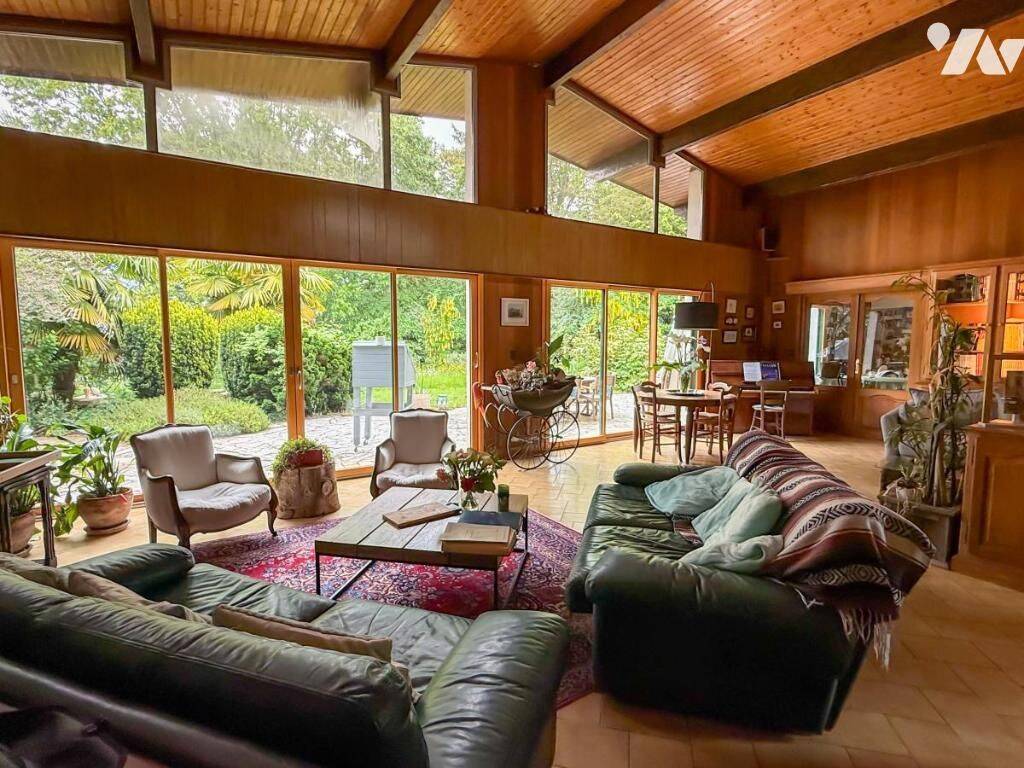 Maison 7 pièces 240 m² · à Sucé-sur-Erdre · 240 m² · 750 000 €